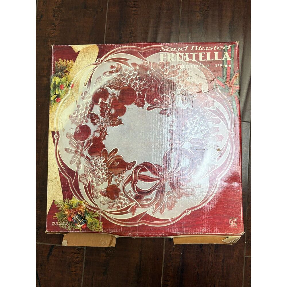VTG Sali Indonesia Fruitella 15” Glass Holiday Platter Wreath Serving Tray Box